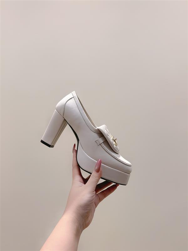 2025112717151156 320